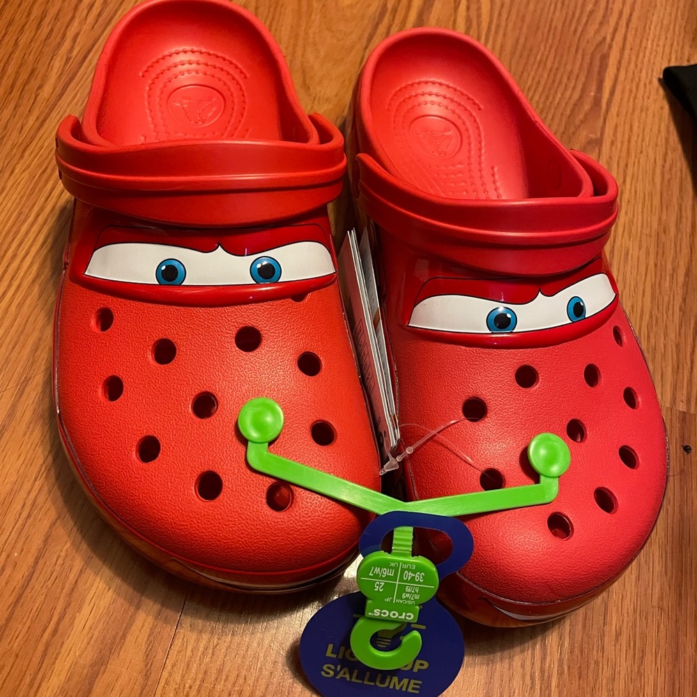 Crocs - Lightning McQueen/Adult - NWT!